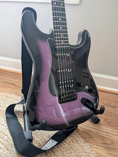 Customer close-up photo of M30 Galaxy Purple body