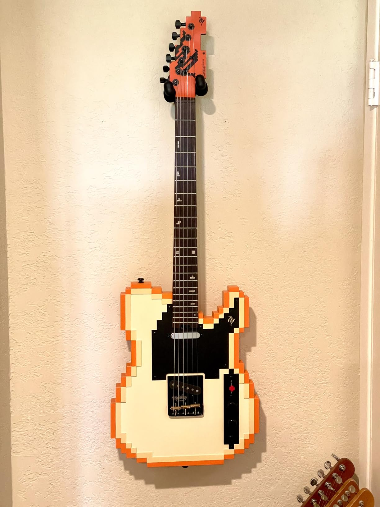 Stage-T Lava wall-mounted customer photo